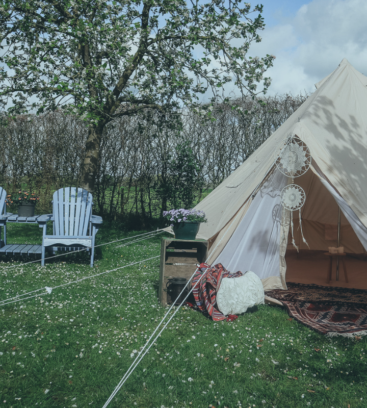 verzorgde tent overnachten ingericht luxe camping